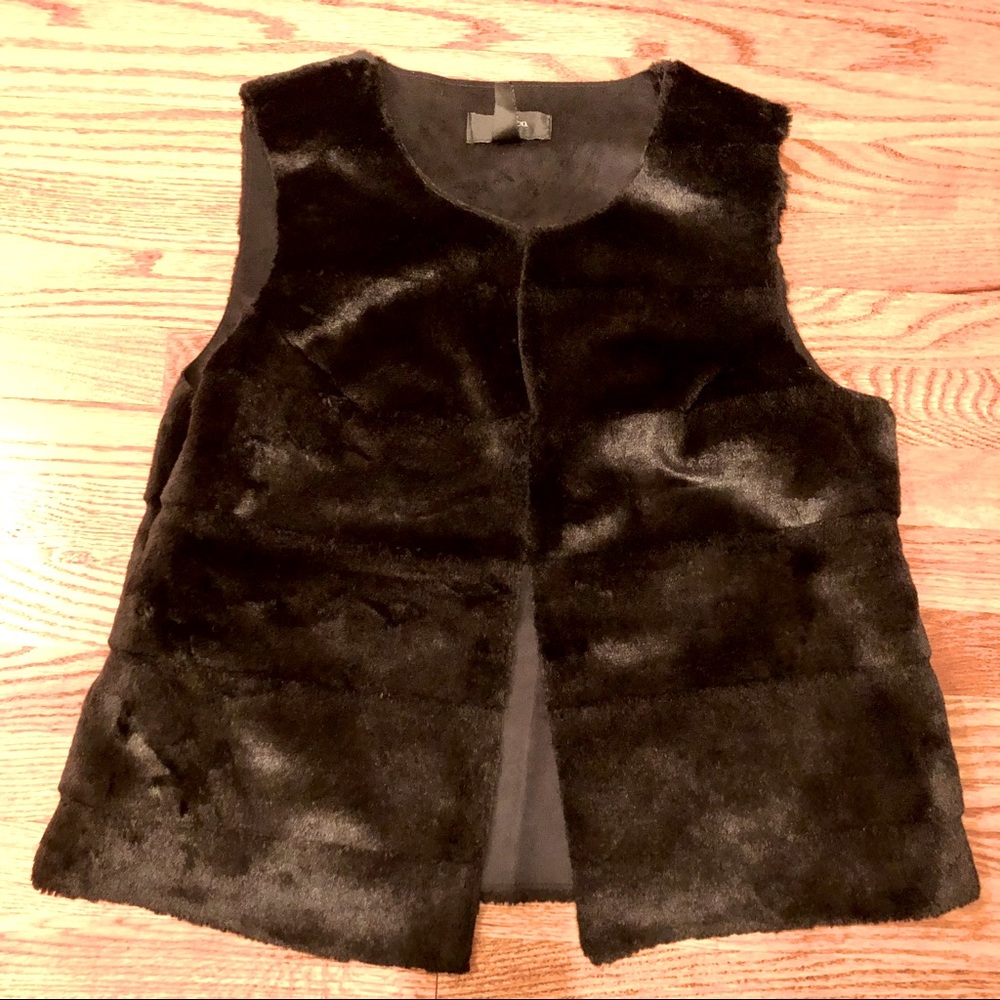 Style & Co faux fur vest